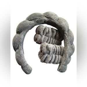 Gray Skincare Headband and Wristband Set
